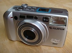 FUJIFILM SILVI 1600